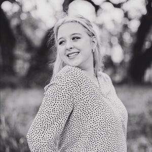 Meet your Posher, Maddie